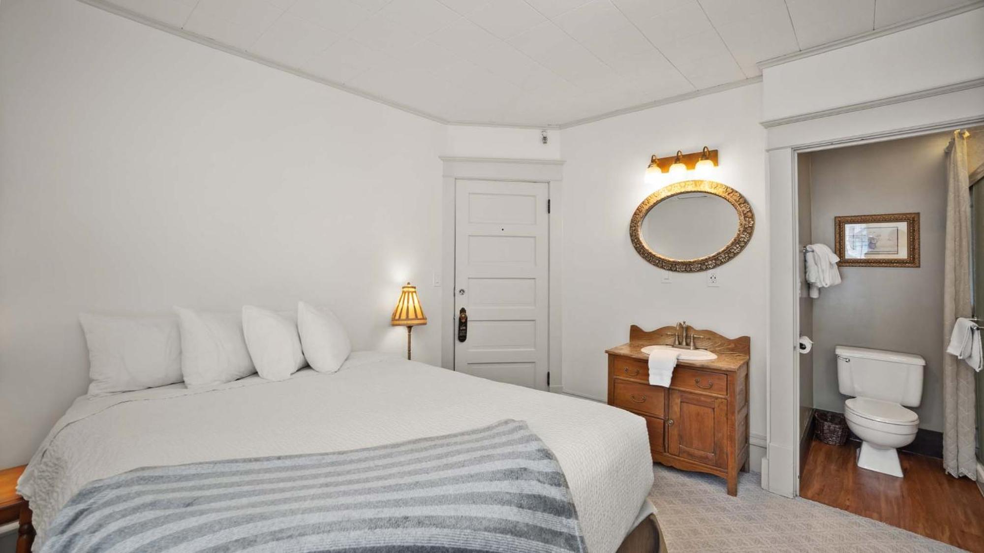 Greenbriar Inn Coeur d'Alene Δωμάτιο φωτογραφία